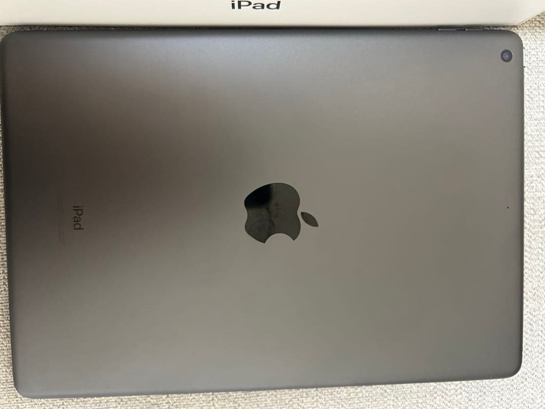 iPad9世代本体 スペースグレー （箱付き）+ Apple Pencil1世代