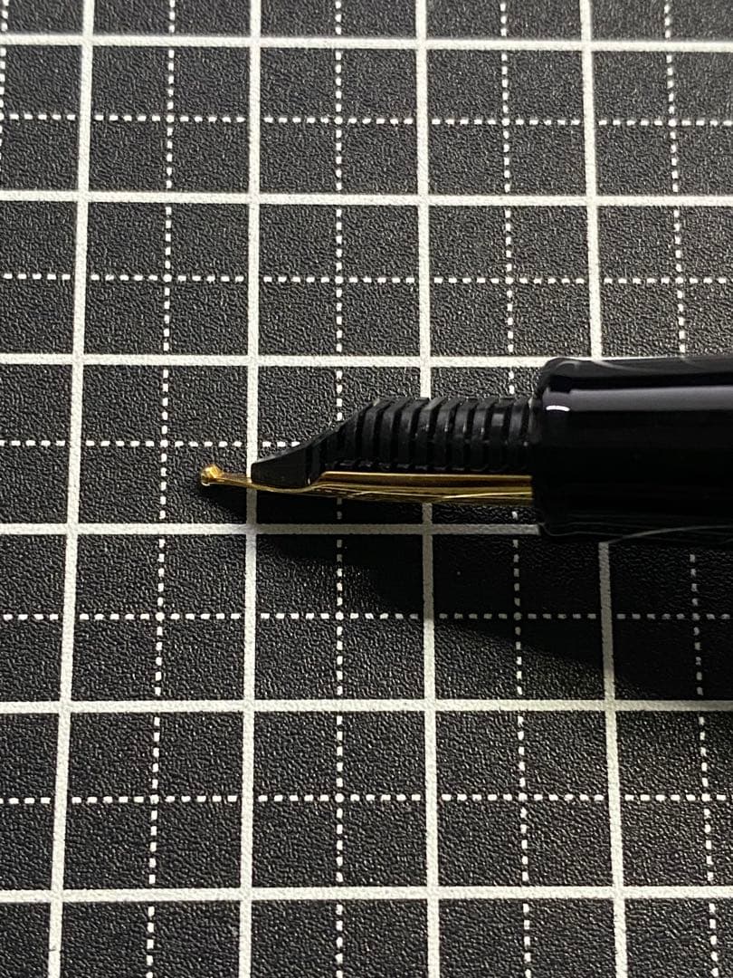 SAILOR PROFIT STANDARD BLACK 万年筆　字幅Z