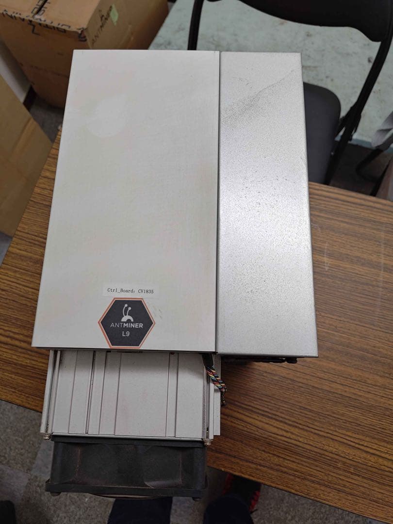 その他 Antminer S19 90T