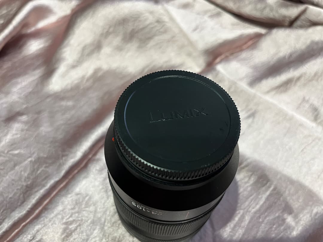 Lumix 24-105mm F4.0 ズームレンズ
