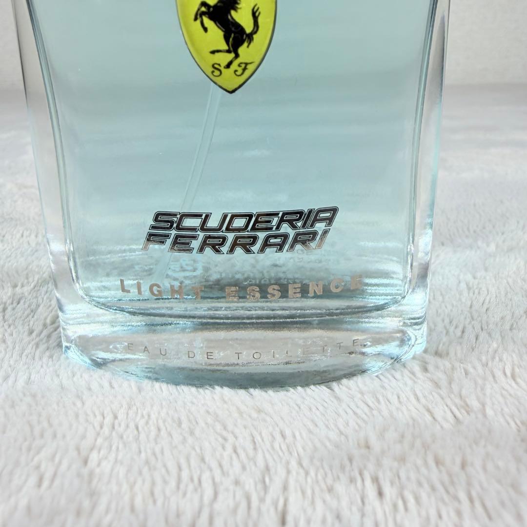 【廃盤品未使用級】フェラーリ ライトエッセンス オードトワレ 75ml 香水