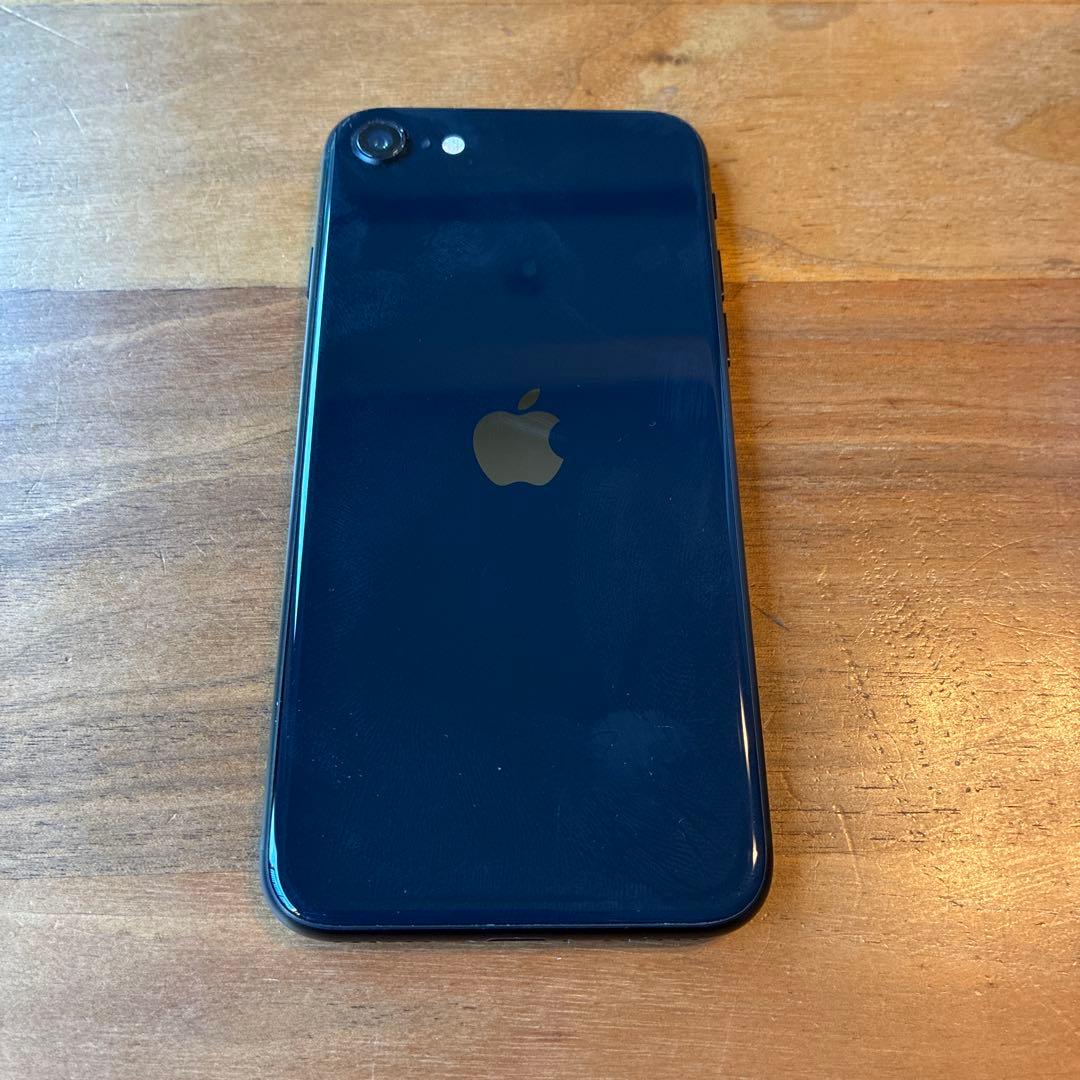 Apple iPhone SE (第3世代) ブラック 256gb