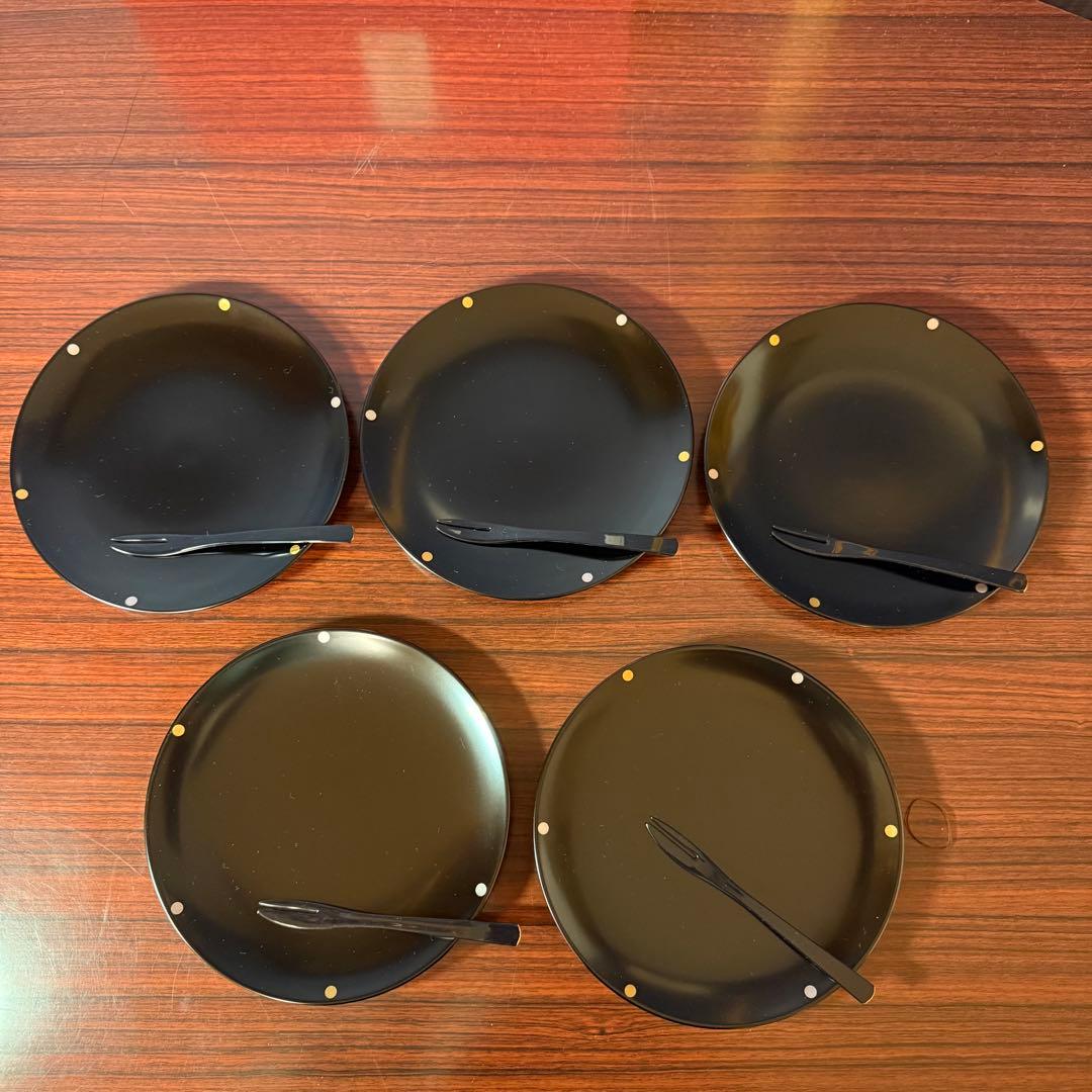 【未使用】創作漆器 黒塗り丸皿 5枚セット フォーク付 共箱和モダン 高級感