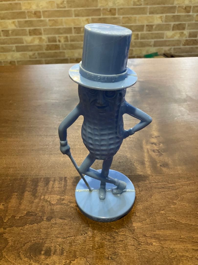 Mr. Peanut 貯金箱　7体セット