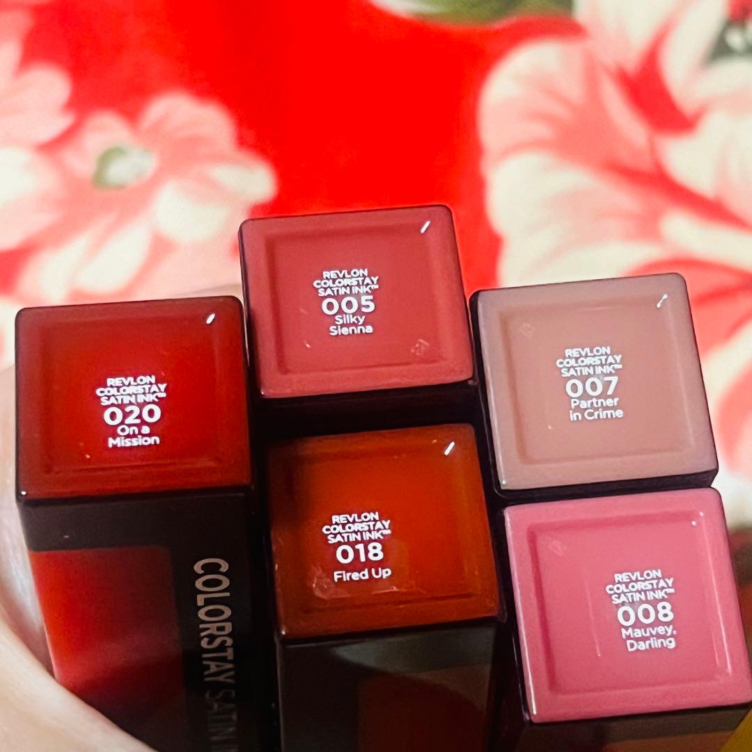 ★Revlon★レブロン★カラーステイサテンインク リップカラー★口紅★ルージュ