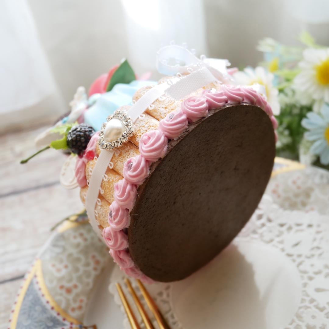 【RAMஐ*゜様】フェイクスイーツ◆水色ムース♡薔薇飾りプリンセスシャルロット◆