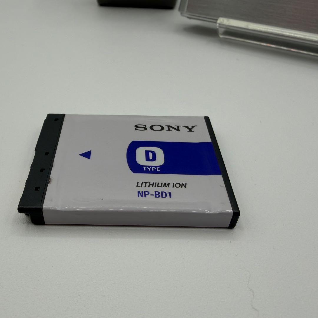 SONY Cyber-shot DSC-T900 デジカメ タッチパネル　銀色