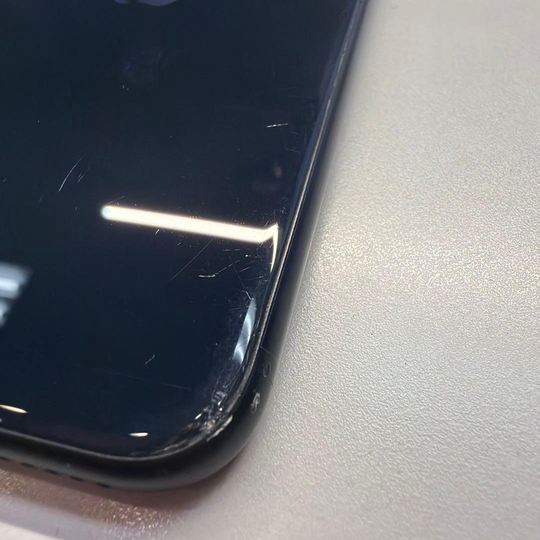 訳あり iPhone SE3 64GB ミッドナイト 91% 背面カケ小