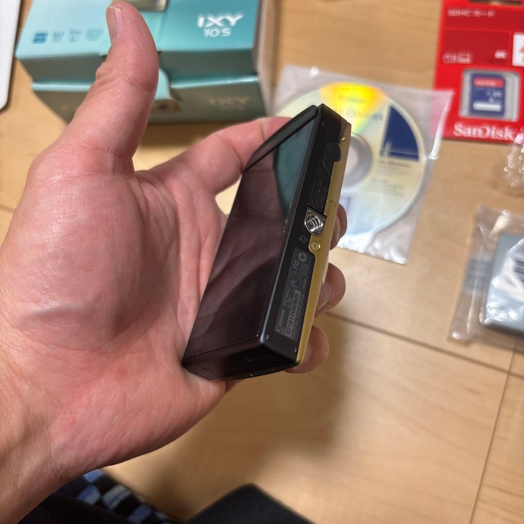 Canon IXY DIGITAL 710 コンパクトデジタルカメラ