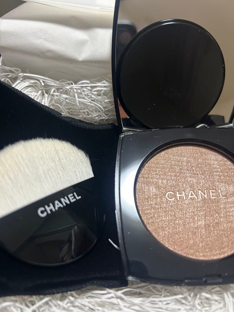 【新品未使用】CHANEL プードゥル ルミエール フェイスパウダー　箱付き