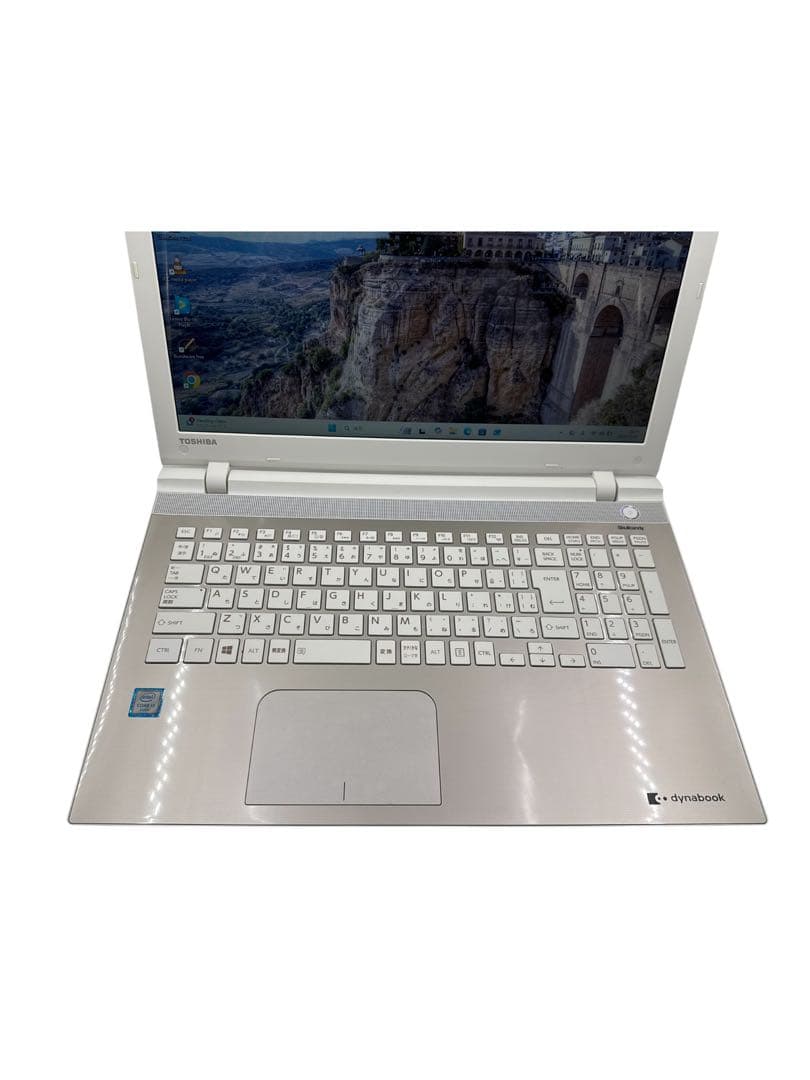 TOSHIBAノートPC✨第６世代❗️corei3❗️SSD搭載✨メモリ8GB❗️