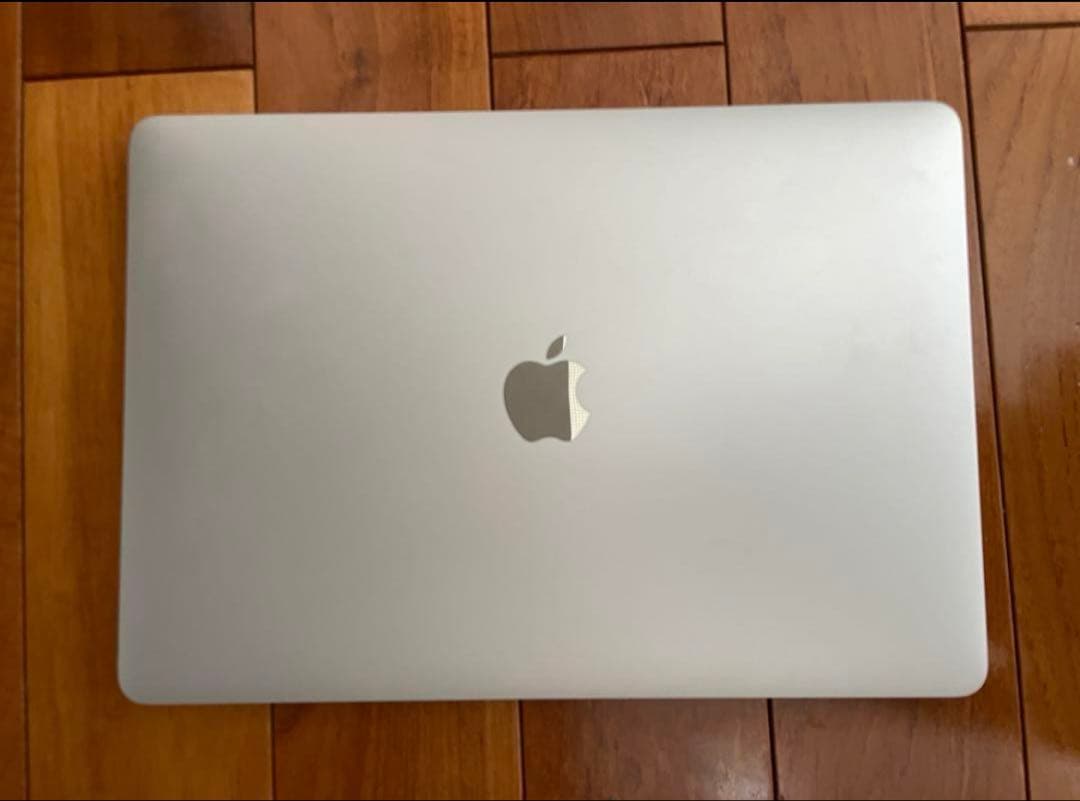 MacBook Pro 13インチ 2019年モデル 付属品付