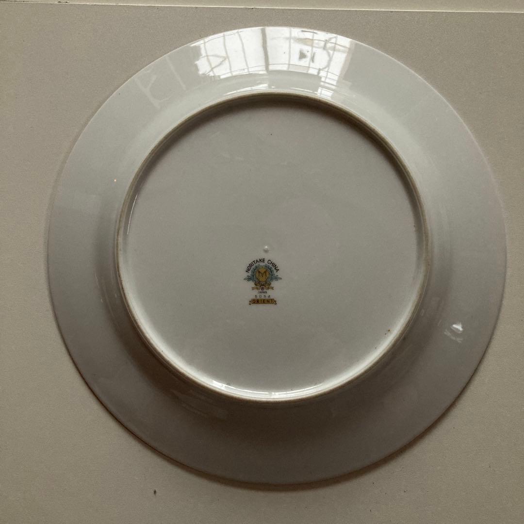 竹模様の白磁皿 約27cm