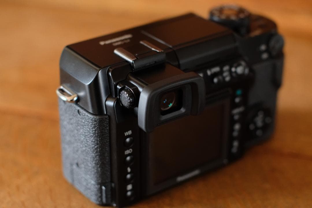 Panasonic LUMIX DMC-L1 動作確認済み