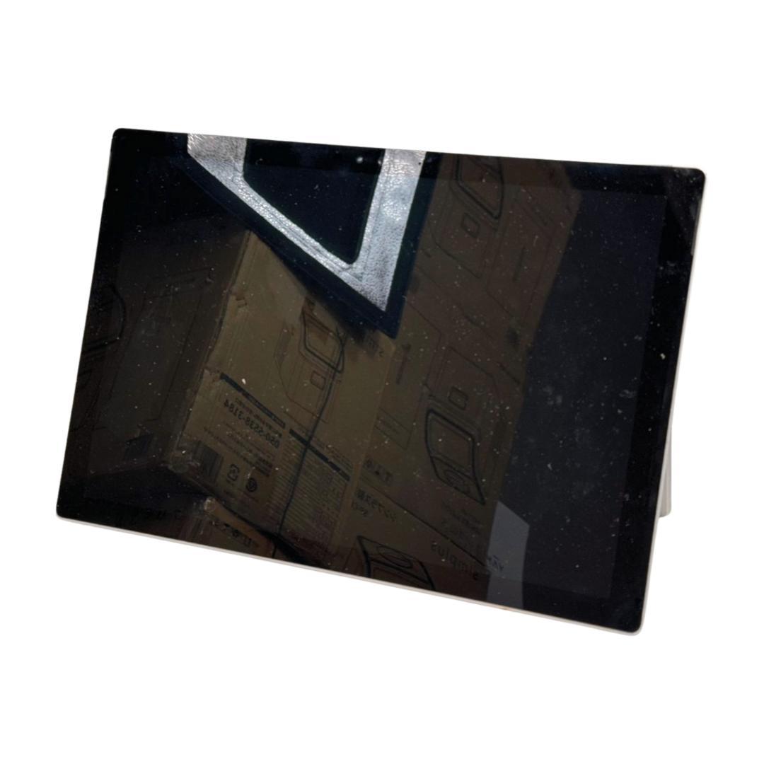 Microsoft Surface Pro 4　Corei5 256GB 8GB