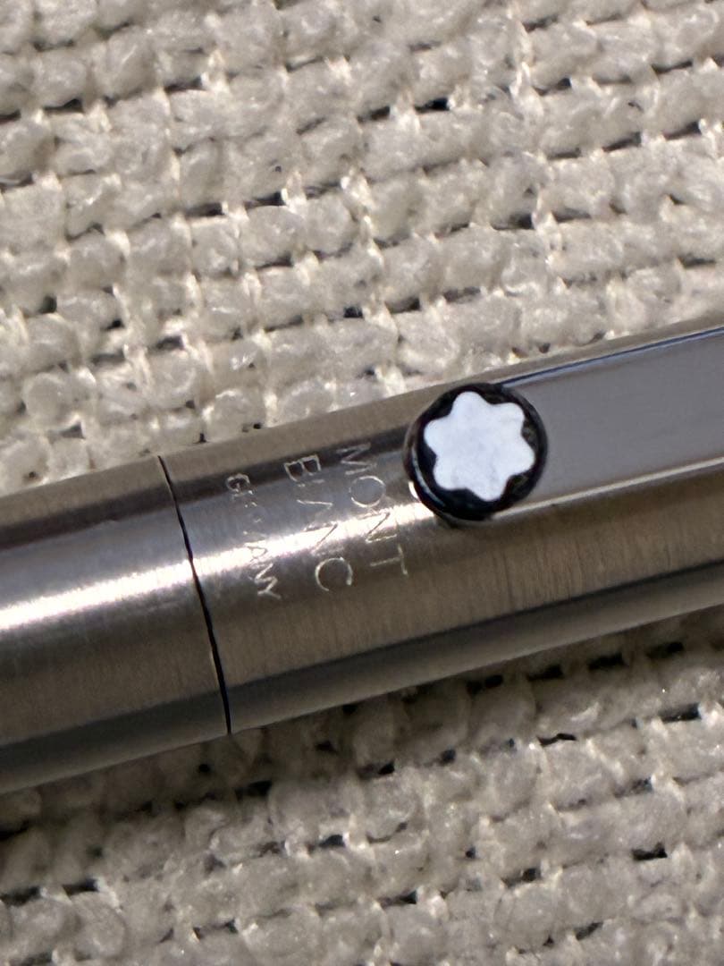◾️美品◾️MONTBLANC モンブラン◾️SLIM スリム シルバーボールペン◾️