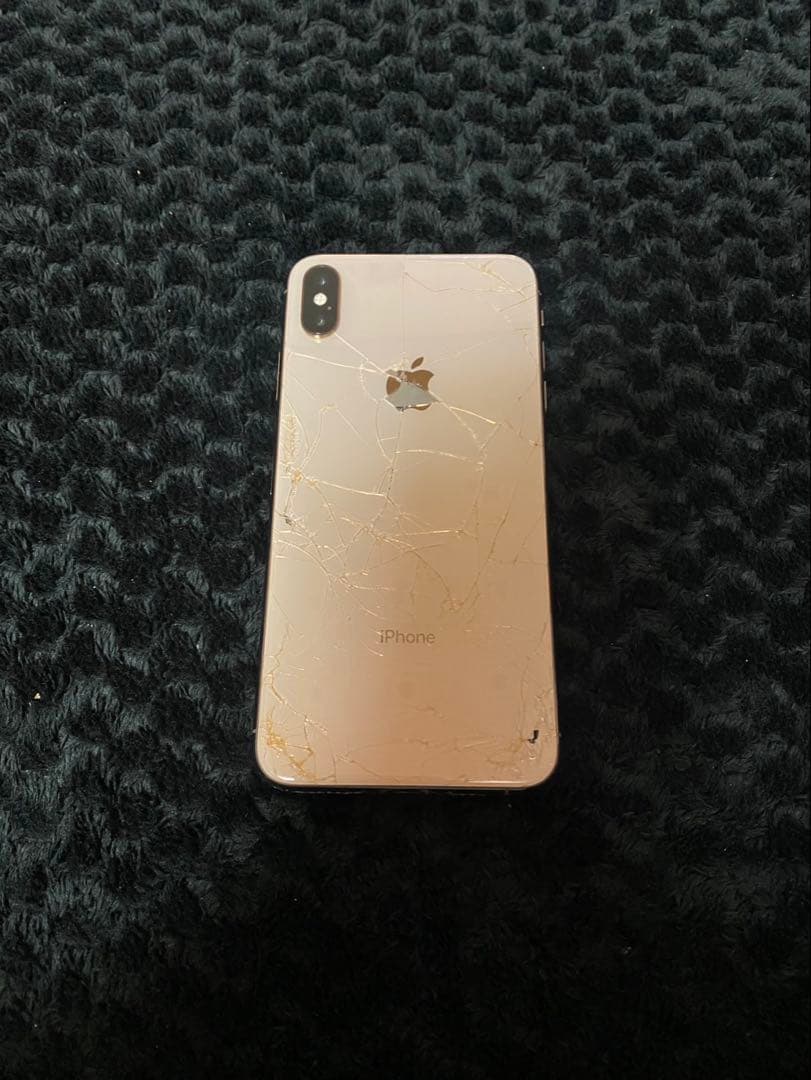 iPhone Xs Max ゴールド 画面・背面にひび割れあり