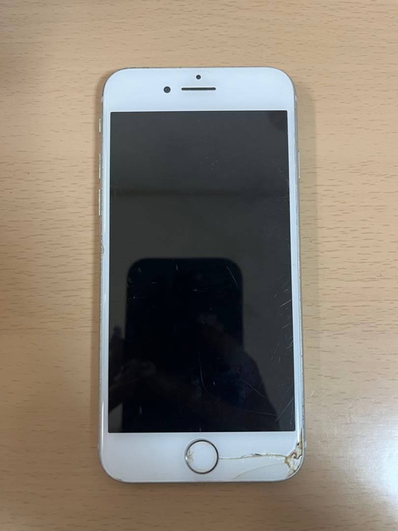 ✧ 起動・使用可能 匿名配送 ✧iPhone 8 本体 SIMフリー