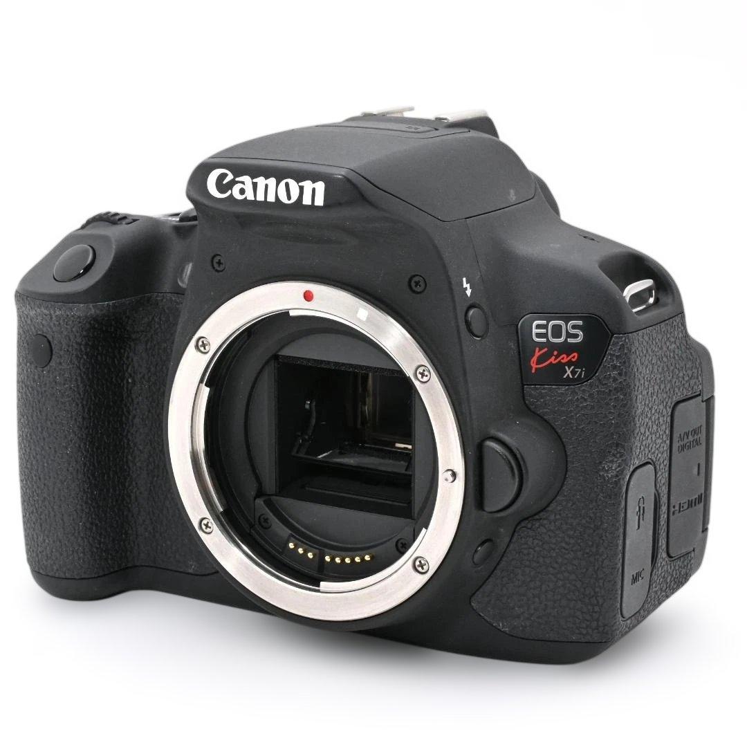 ショット数8813回 Canon EOS Kiss X7i 高倍率ズームキット
