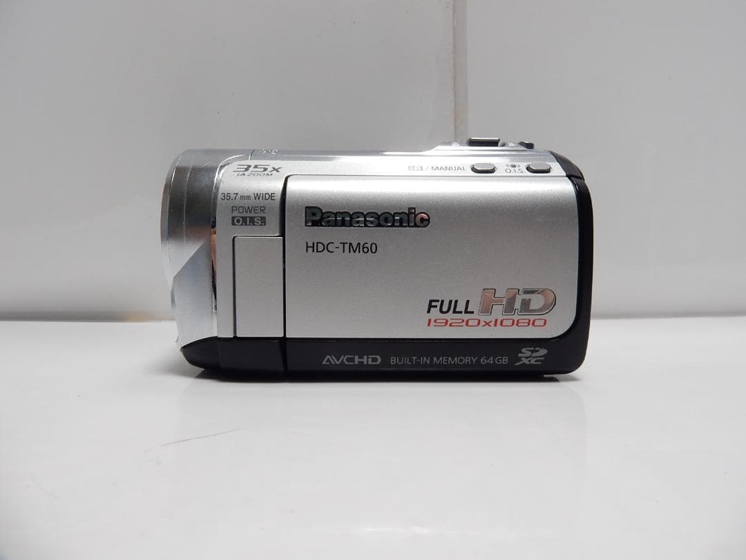 大人気　動作品　パナソニック ビデオカメラ Panasonic HDC-TM60