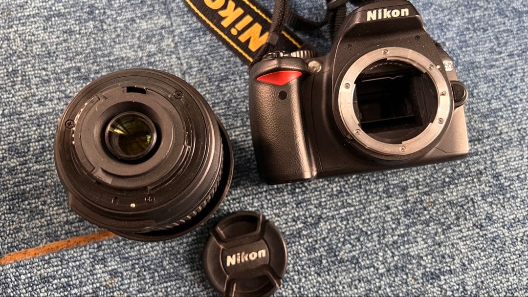 送料込! Nikon D60 デジタル一眼レフカメラ