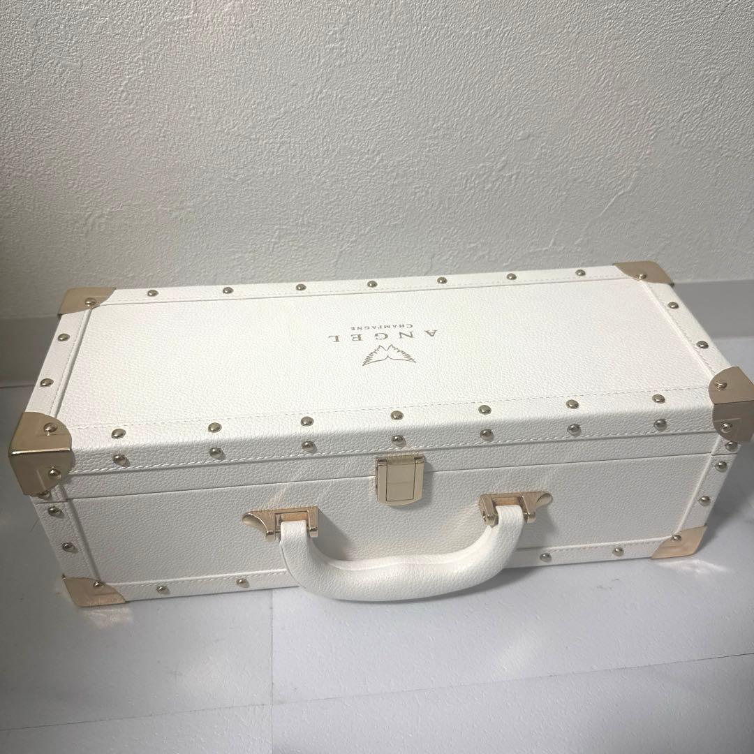 新品未開封　ANGEL シャンパンボトル ケース 白