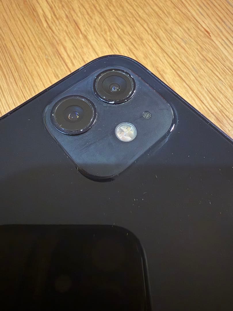 【美品】Apple iPhone12 |64GB |ブラック＋純正イヤホン付き