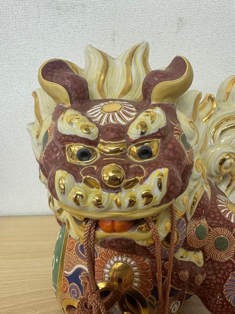 陶器製 獅子像 赤金装飾　狛犬 九谷焼　シーサー