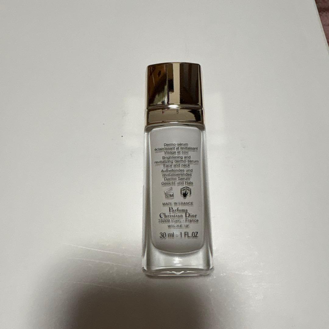 Dior Prestige La Solution Lumiere 30m箱なし