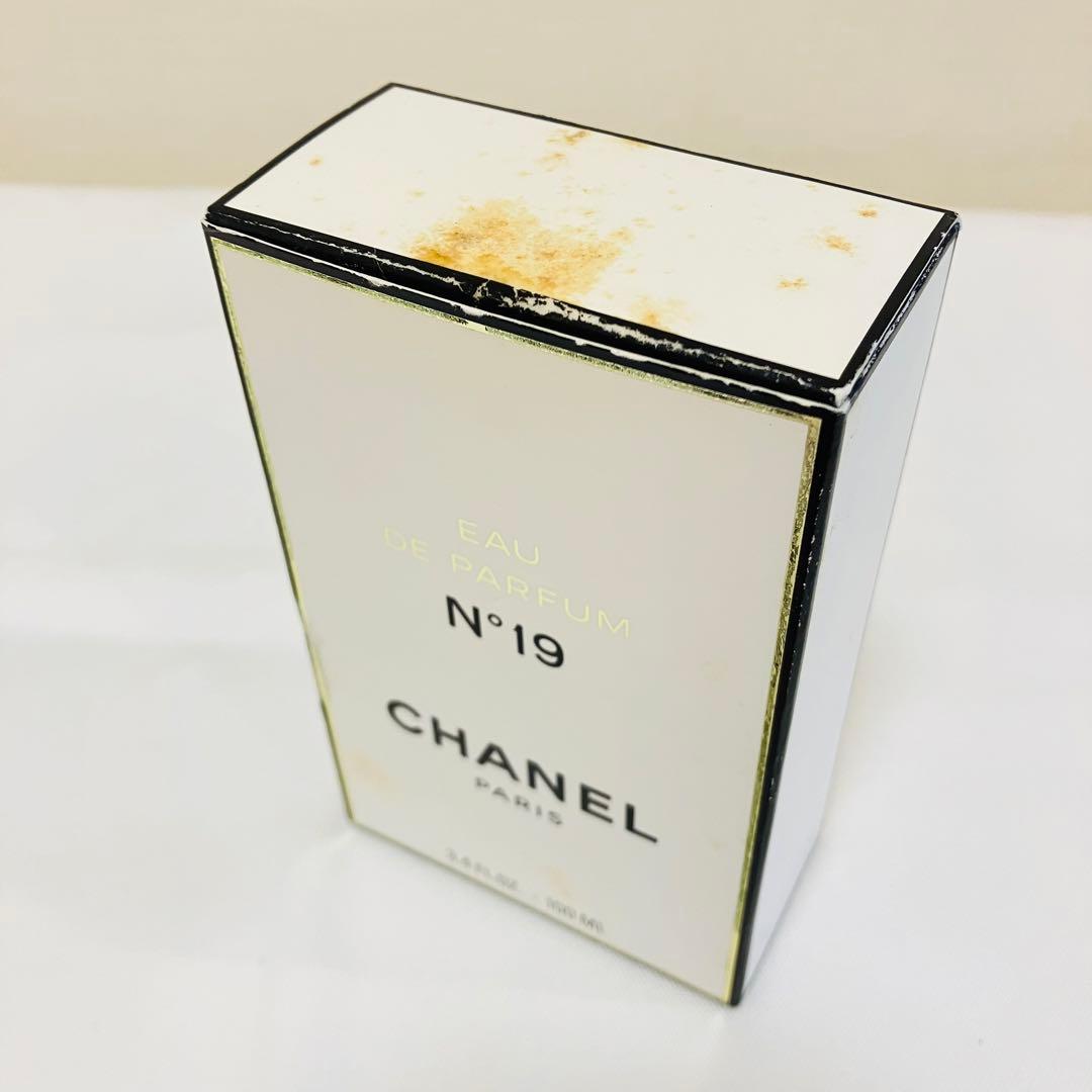 新品　CHANEL シャネル  N゜19 オードパルファム　香水　100ml