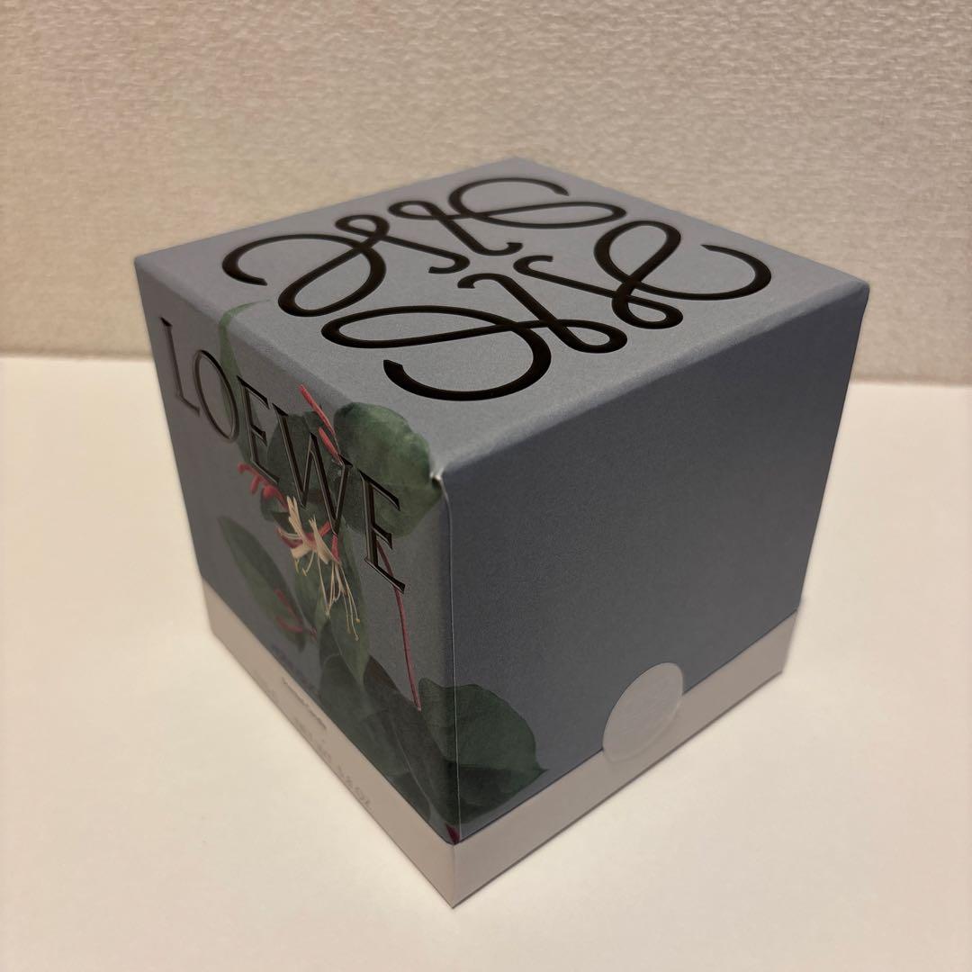 【新品】LOEWE ハニーサックル キャンドル　アロマ