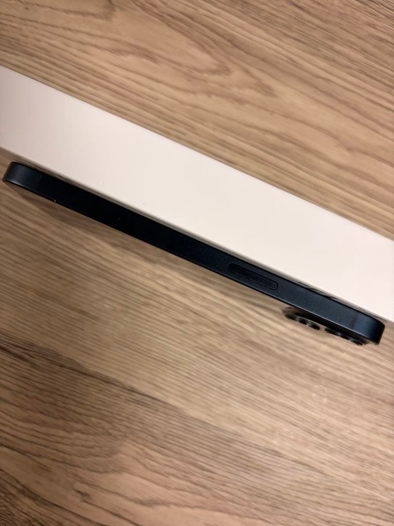 【美品・箱あり】iPhone13 256GB ミッドナイト