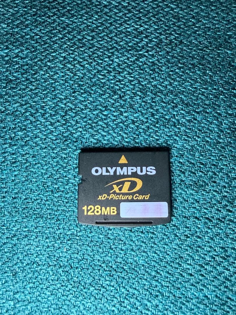 FUJIFILM E510 コンパクトデジタルカメラ