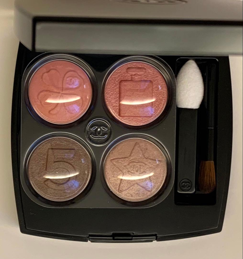 CHANEL アイシャドウ　レ キャトル オンブル ブトン 209