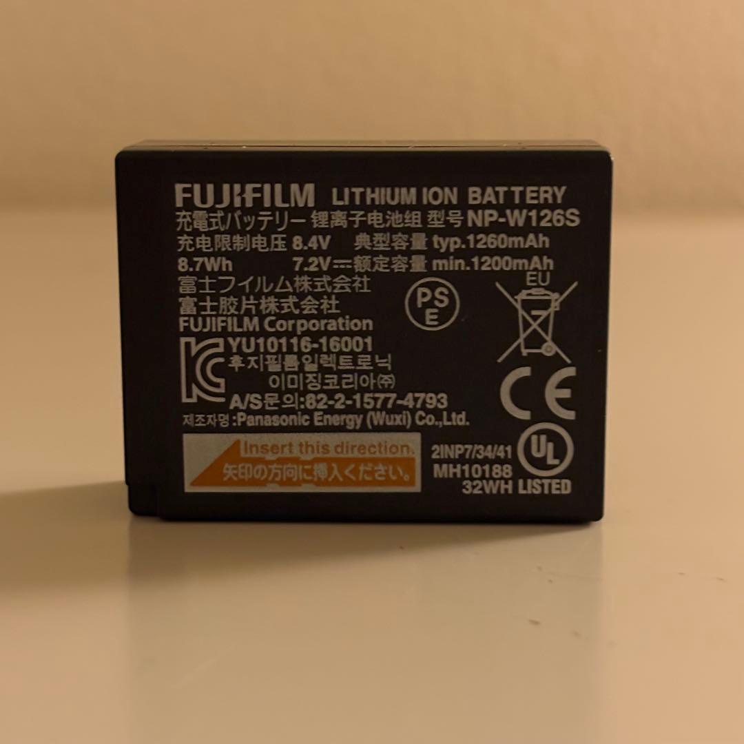 美品【FUJIFILM】X-E4 + XC 15-45mm シャッター726枚