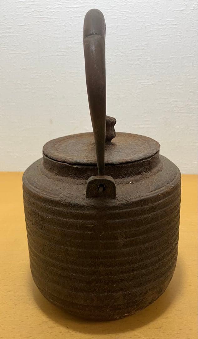 ④【ジャンク品】南部鉄器 鉄瓶 穴あき 骨董品 インテリア アンティーク