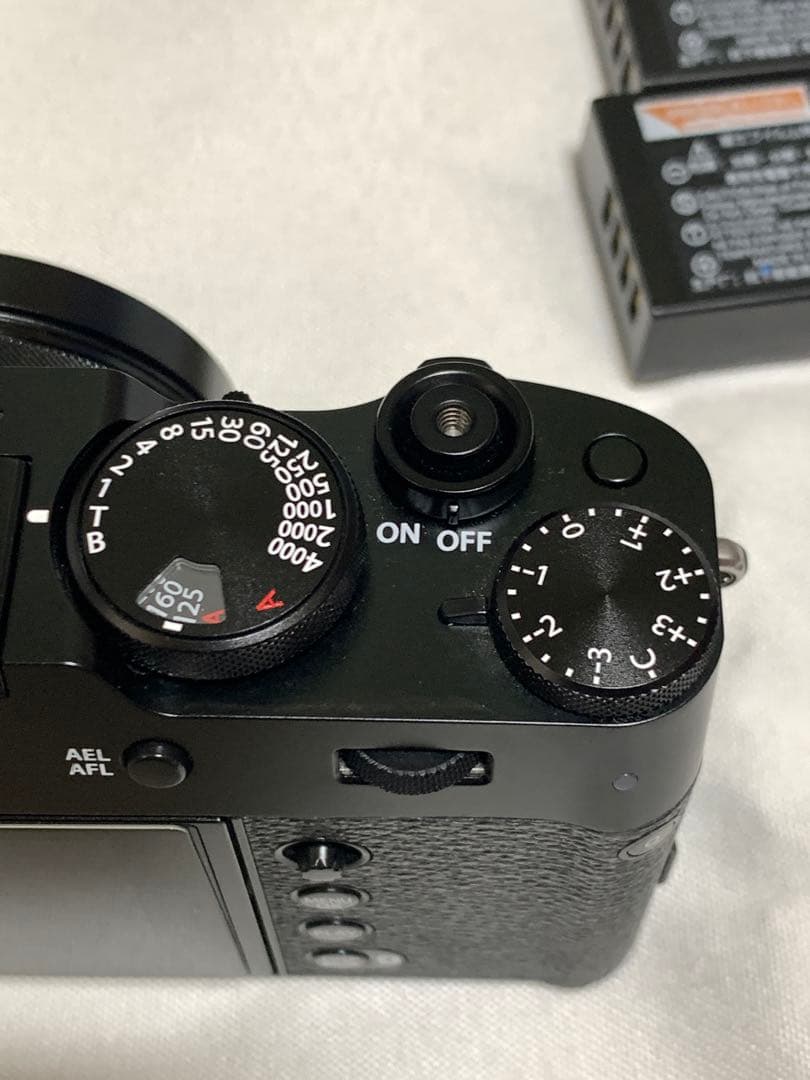 中古品　FUJIFILM X100VI ブラック