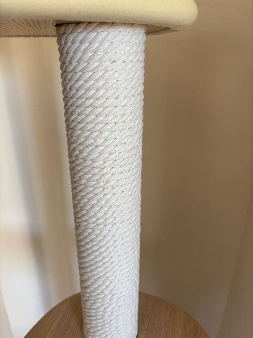 KARIMOKU CAT キャットタワー　ホワイト&シアーホワイト 美品