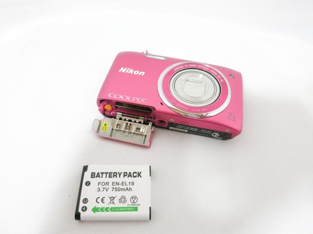 動作品コンパクトデジタルカメラ Nikon COOLPIX S3500 ピンク