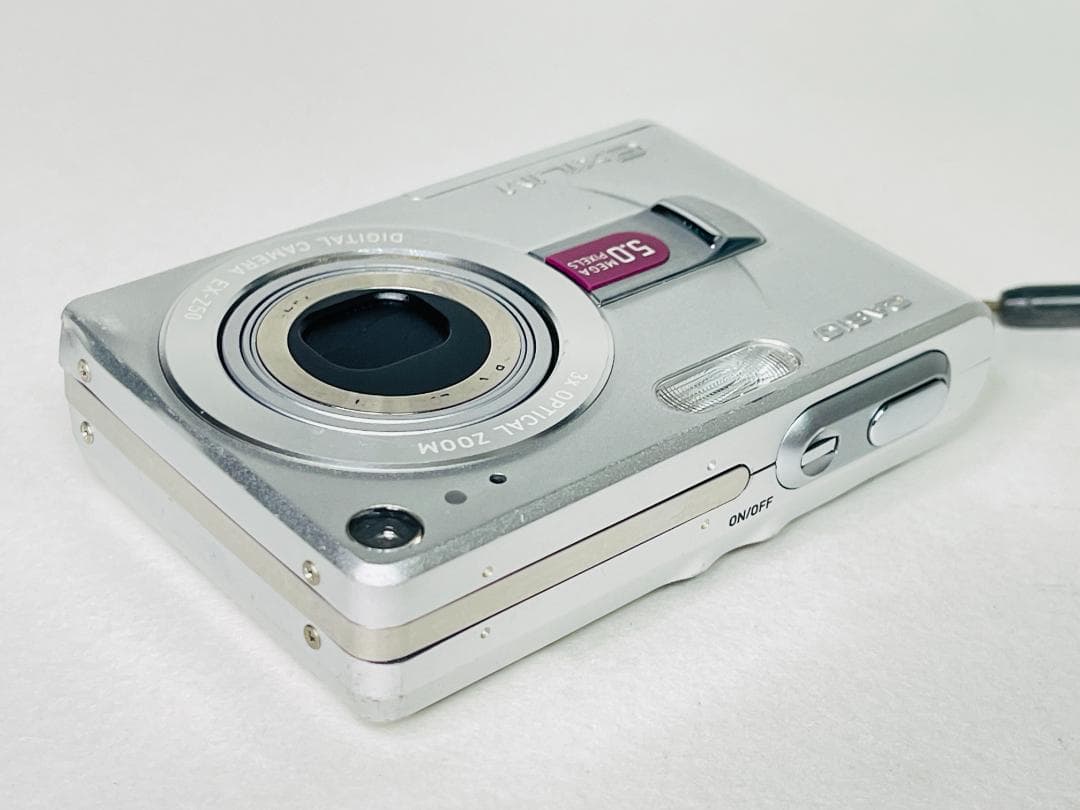 動作確認済！すぐ使えるCASIO EXILIM EX-Z50 (SD・充電器付)