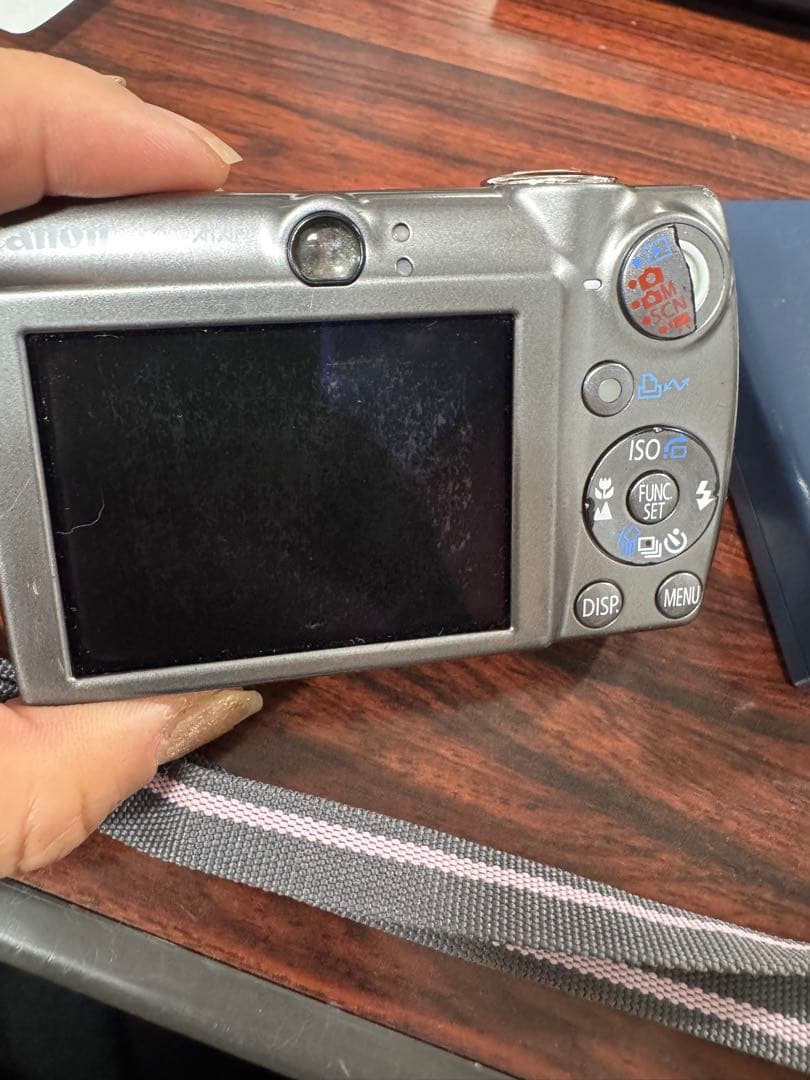 Canon IXY DIGITAL 7.1メガピクセル