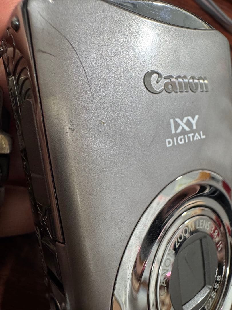 Canon IXY DIGITAL 7.1メガピクセル