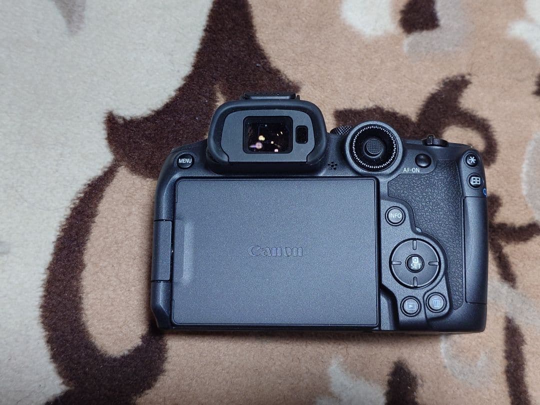 Canon EOS R7 デジタル一眼レフカメラ ボディ