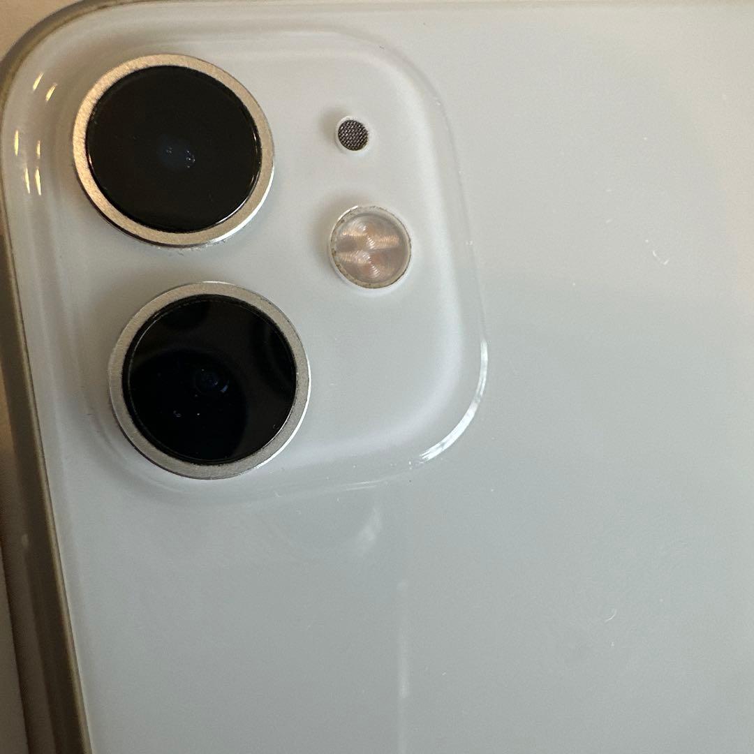 iPhone 11 ホワイト