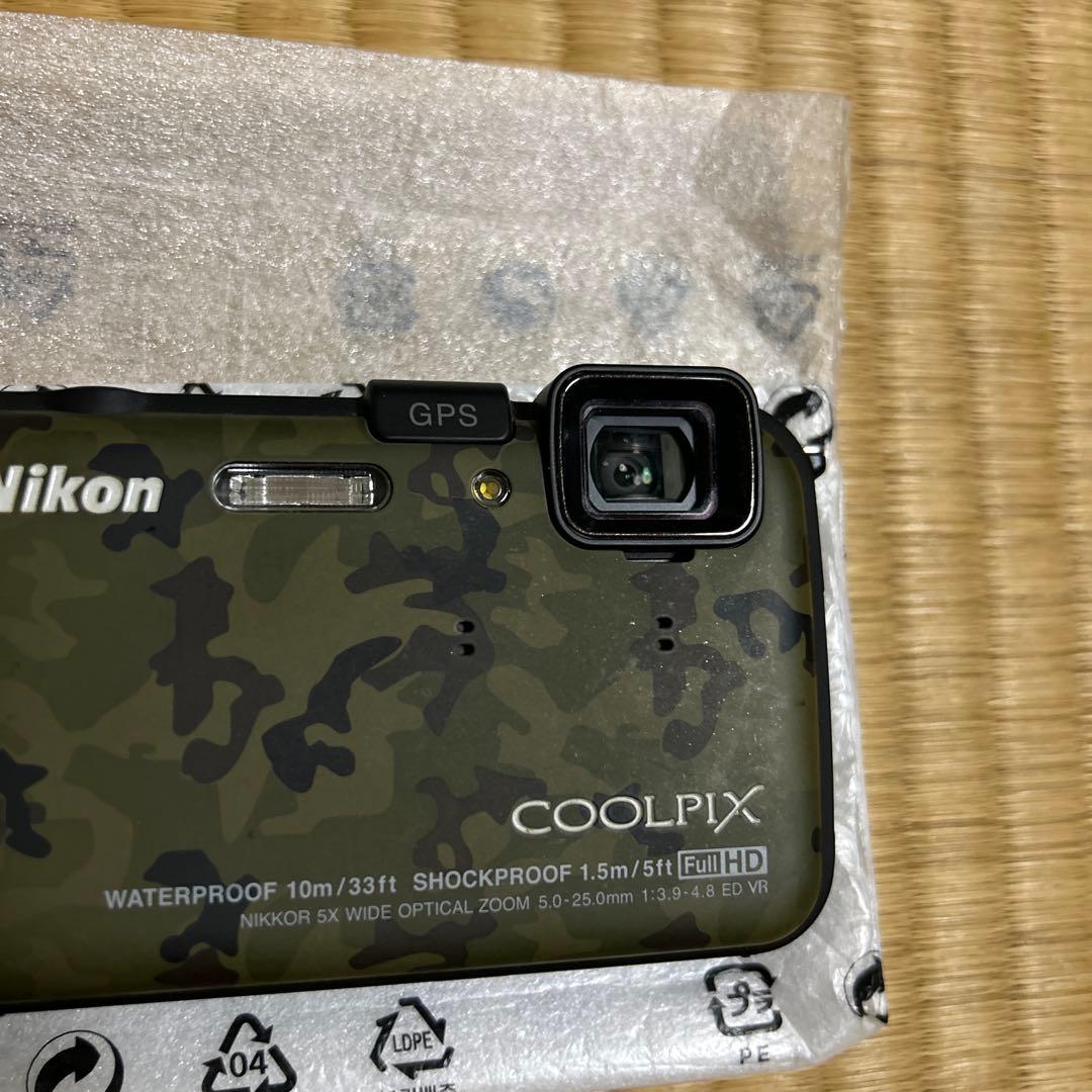 Nikon COOLPIX AW 100 迷彩　カモフラ