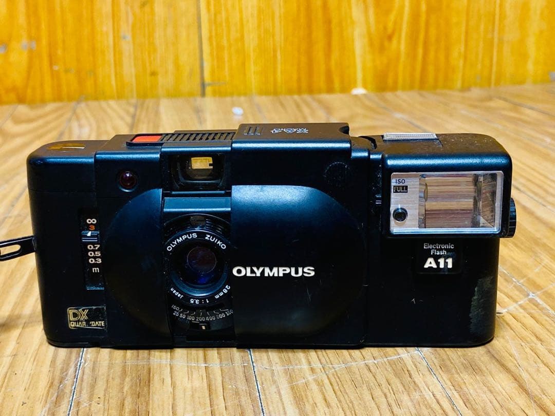OLYMPUS ZUIKO 28mm Japan コンパクトフィルムカメラ