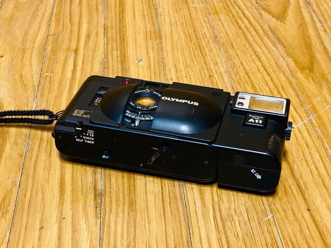 OLYMPUS ZUIKO 28mm Japan コンパクトフィルムカメラ