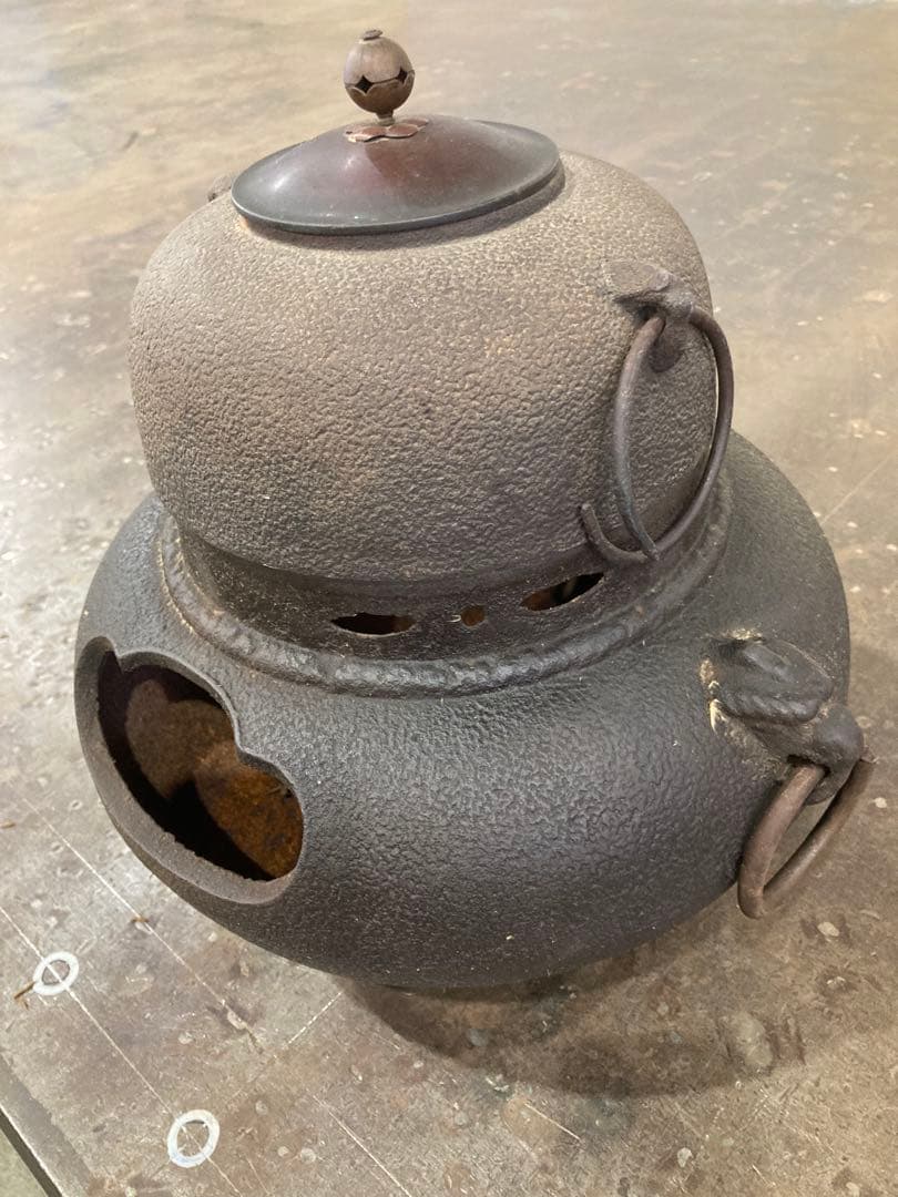 鉄製茶釜