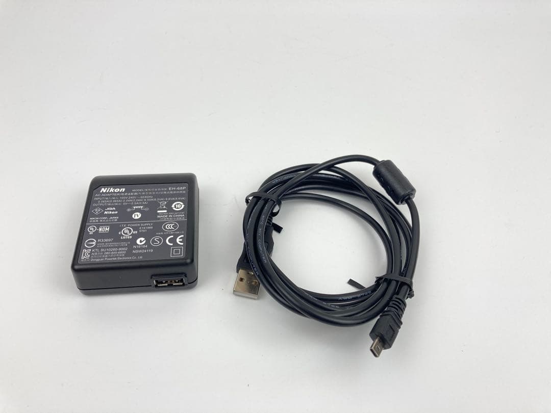 【極美品】Nikon COOLPIX S5100 クリアレッド コンデジ