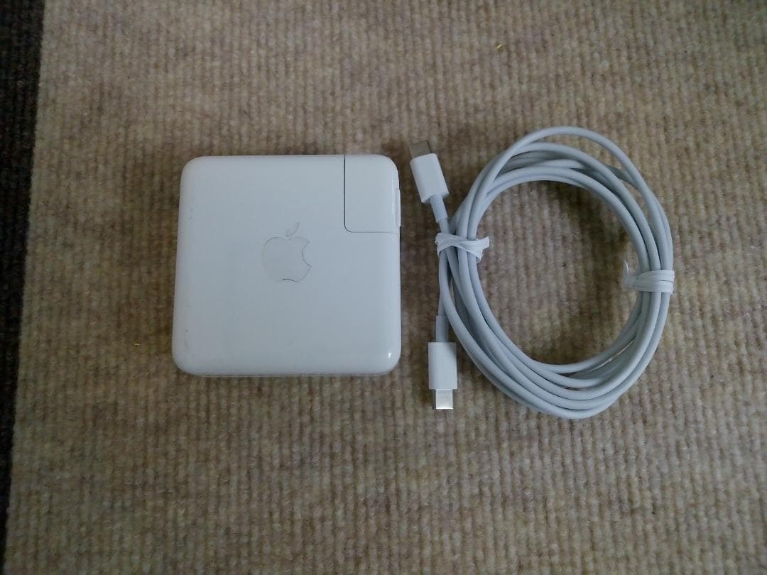 美品 MacBook Pro 2020 A2251 13㌅ 16GB/512GB